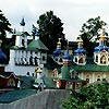 Псково-Печерский монастырь: вид с обзорной площадки